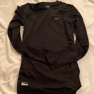 Nike boys compression long sleeve shirt size Large